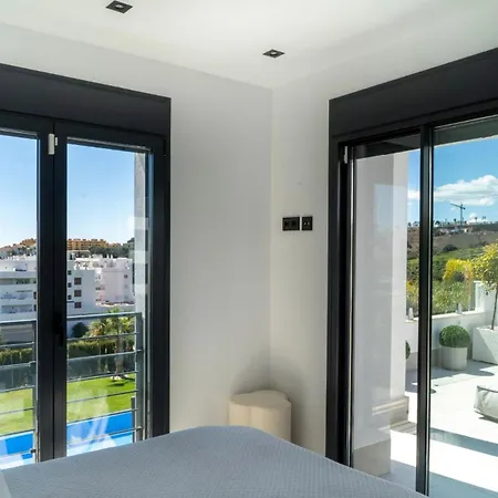 Sophisticated 3-bedroom Designer In With Panoramic Sea Views Villa