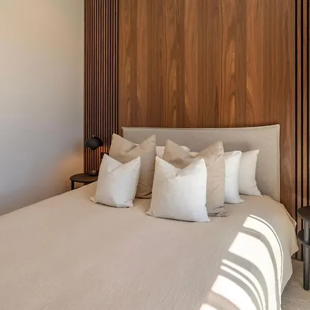 Villa Sophisticated 3-bedroom Designer In With Panoramic Sea Views