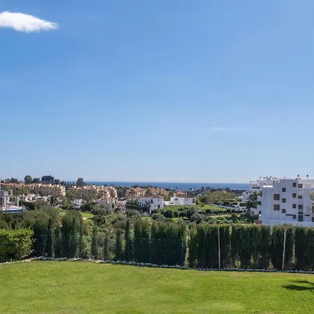 Sophisticated 3-bedroom Designer In With Panoramic Sea Views * Estepona