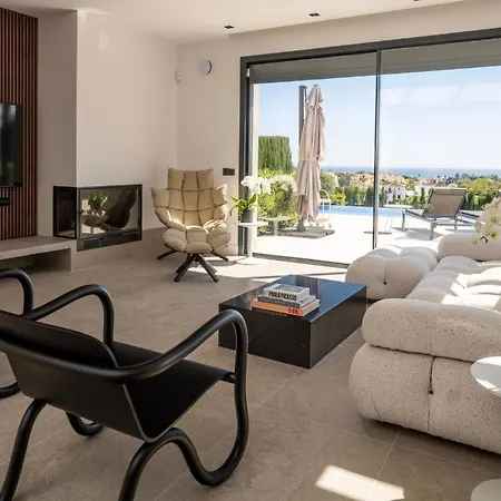 Villa Sophisticated 3-bedroom Designer In With Panoramic Sea Views